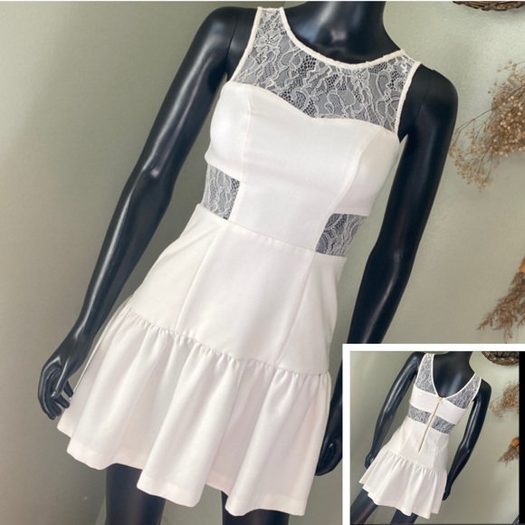 Gianni Bini Dresses & Skirts - Gianni Bini Lace Detail Dress